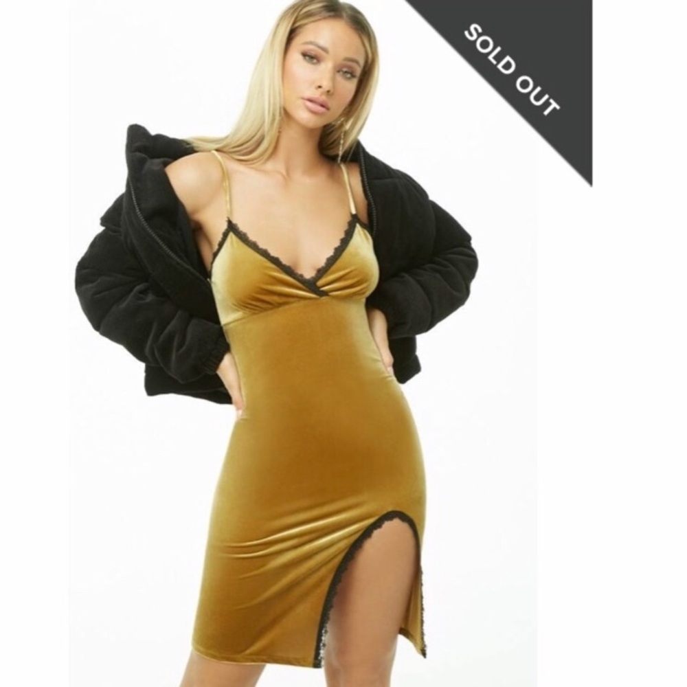 Never worn brand new lace trim dress.